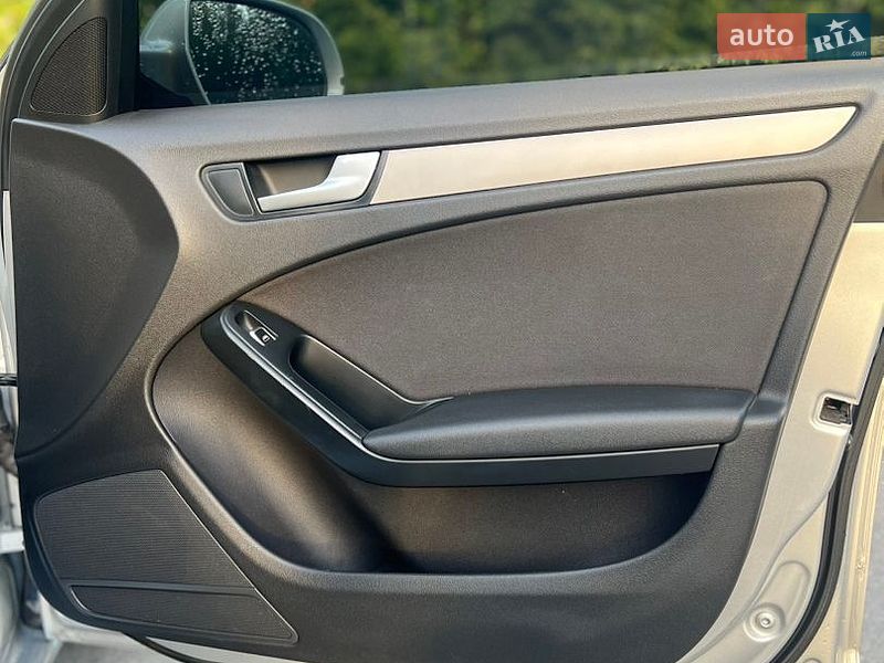 Универсал Audi A4 2012 в Звягеле