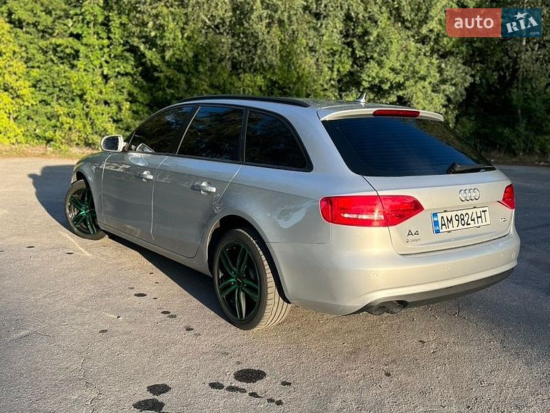 Универсал Audi A4 2012 в Звягеле