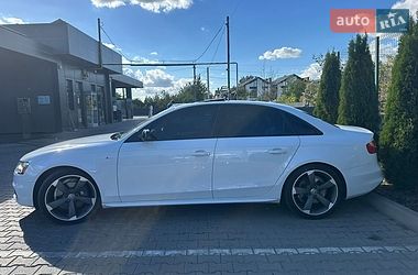 Седан Audi A4 2013 в Львові