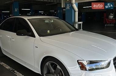 Седан Audi A4 2013 в Львові