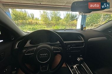 Седан Audi A4 2013 в Львові