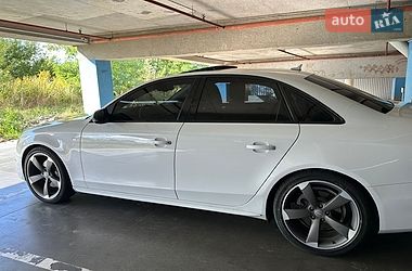 Седан Audi A4 2013 в Львові