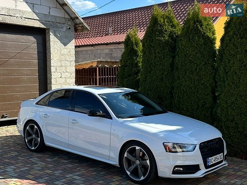 Седан Audi A4 2013 в Львові