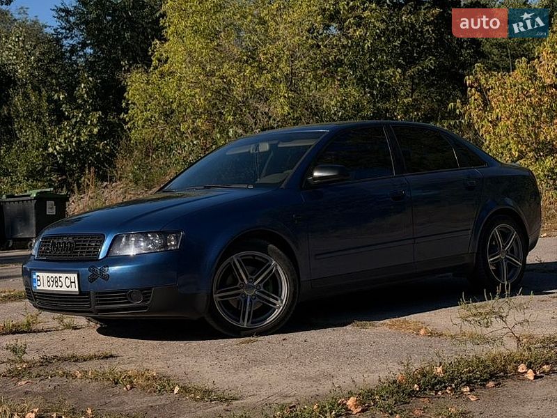 Седан Audi A4 2004 в Кременчуці