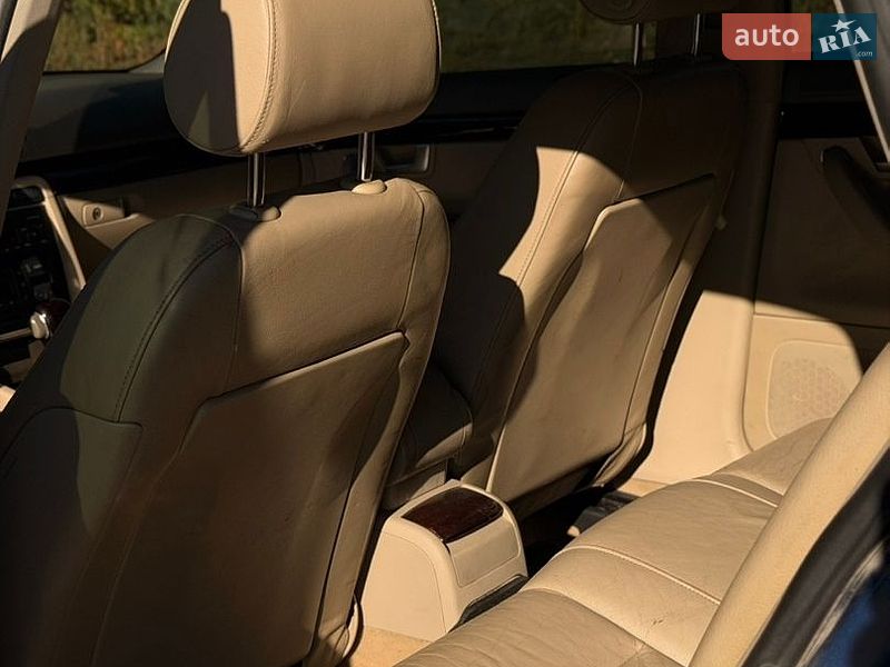 Седан Audi A4 2004 в Кременчуці