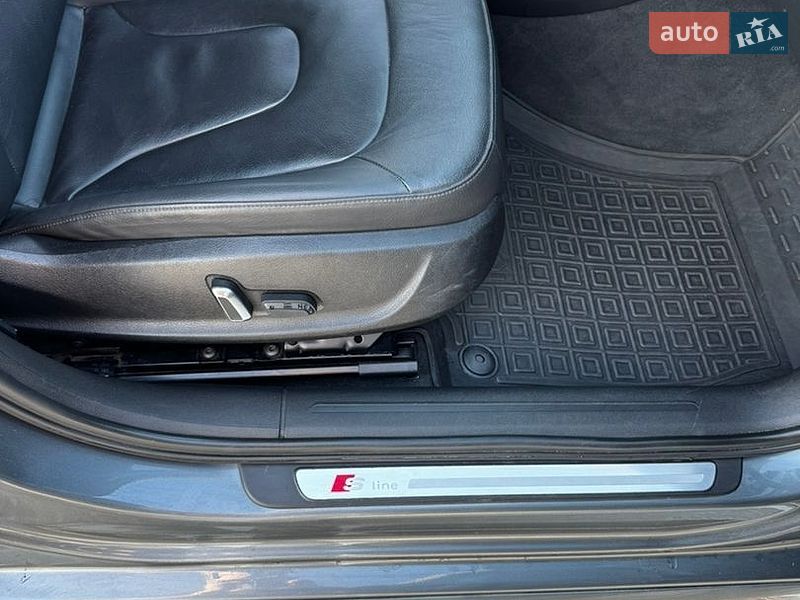 Седан Audi A4 2014 в Києві