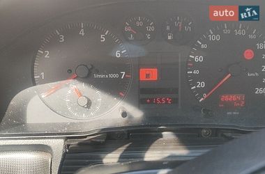 Седан Audi A4 1995 в Шептицькому