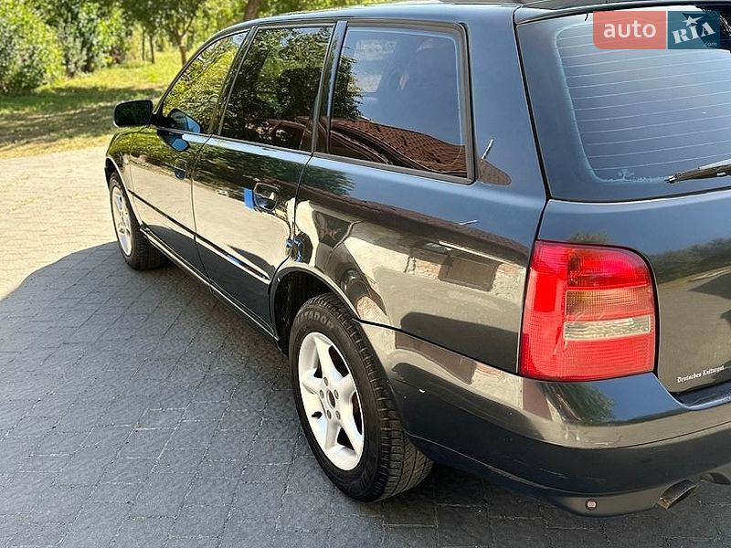 Універсал Audi A4 1999 в Кременці