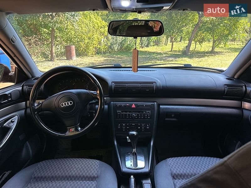 Універсал Audi A4 1999 в Кременці