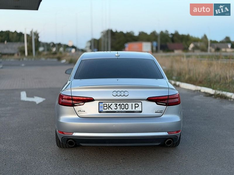 Седан Audi A4 2016 в Радивилове