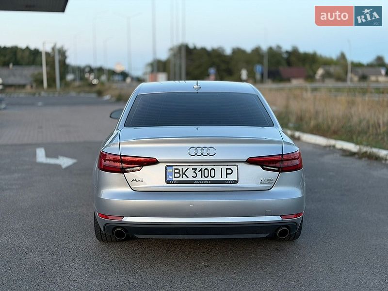 Седан Audi A4 2016 в Радивилове