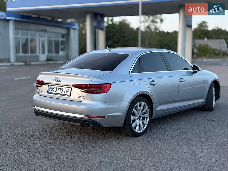 Седан Audi A4 2016 в Радивилове