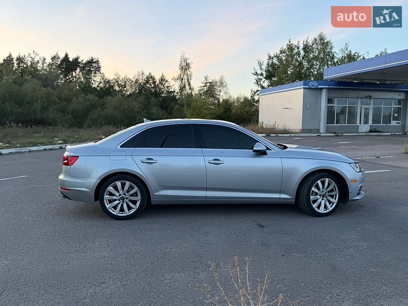 Седан Audi A4 2016 в Радивилове