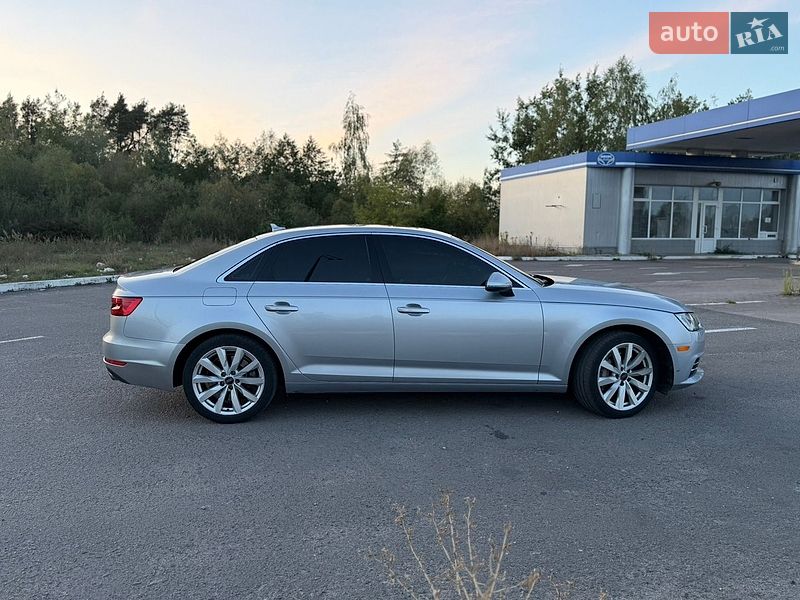 Седан Audi A4 2016 в Радивилове