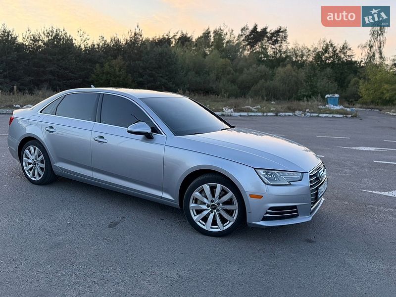 Седан Audi A4 2016 в Радивилове