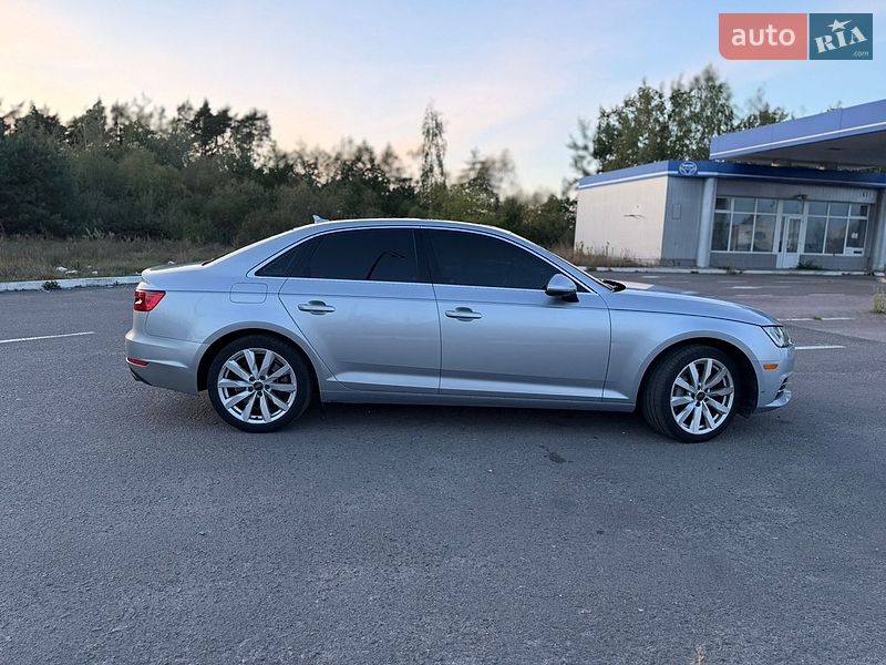 Седан Audi A4 2016 в Радивилове