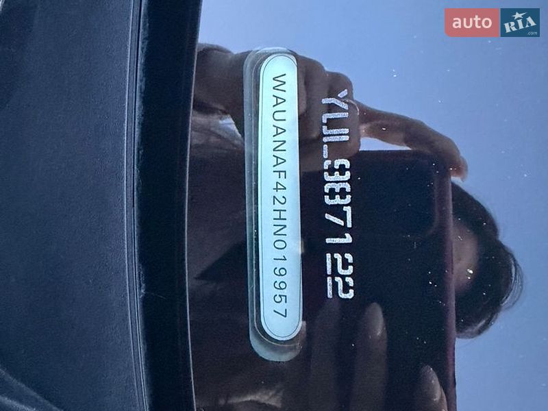 Седан Audi A4 2016 в Радивилове