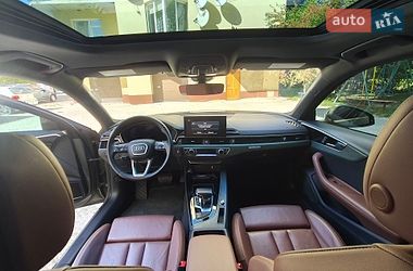 Седан Audi A4 2023 в Івано-Франківську