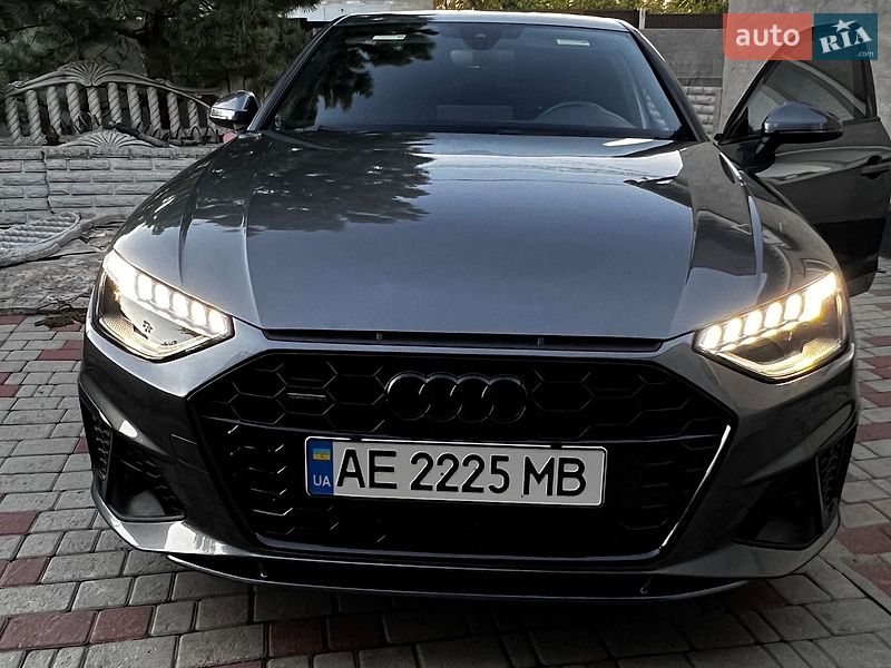 Audi A4 2019