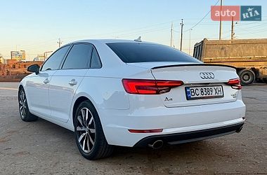 Седан Audi A4 2017 в Львове