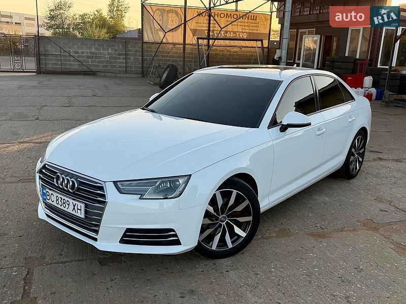 Седан Audi A4 2017 в Львове