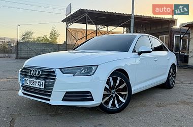 Седан Audi A4 2017 в Львове