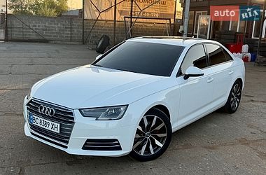 Седан Audi A4 2017 в Львове