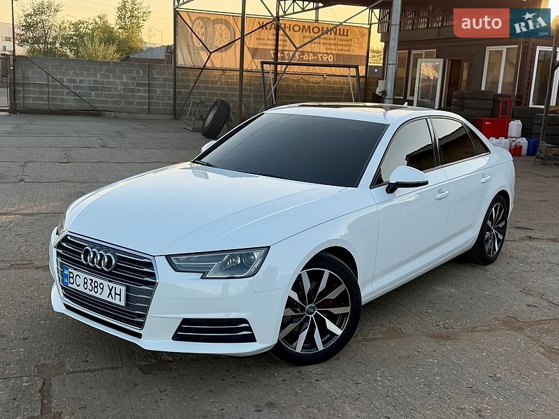 Седан Audi A4 2017 в Львове