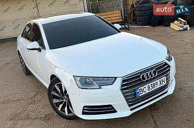 Седан Audi A4 2017 в Львове
