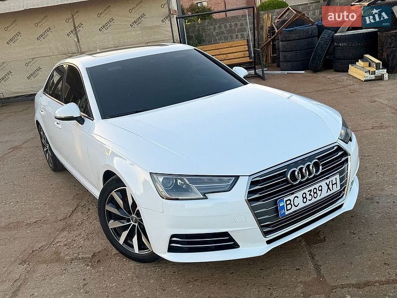 Седан Audi A4 2017 в Львове