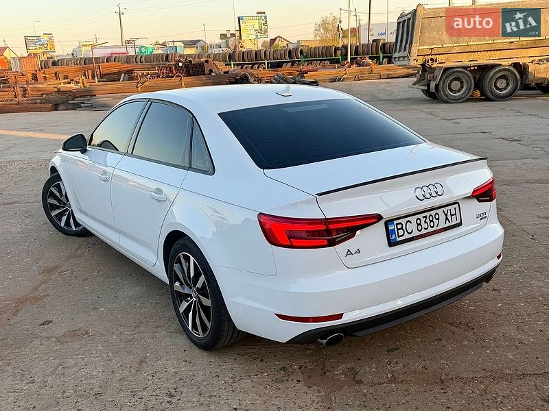 Седан Audi A4 2017 в Львове