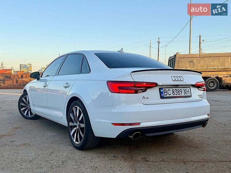 Седан Audi A4 2017 в Львове
