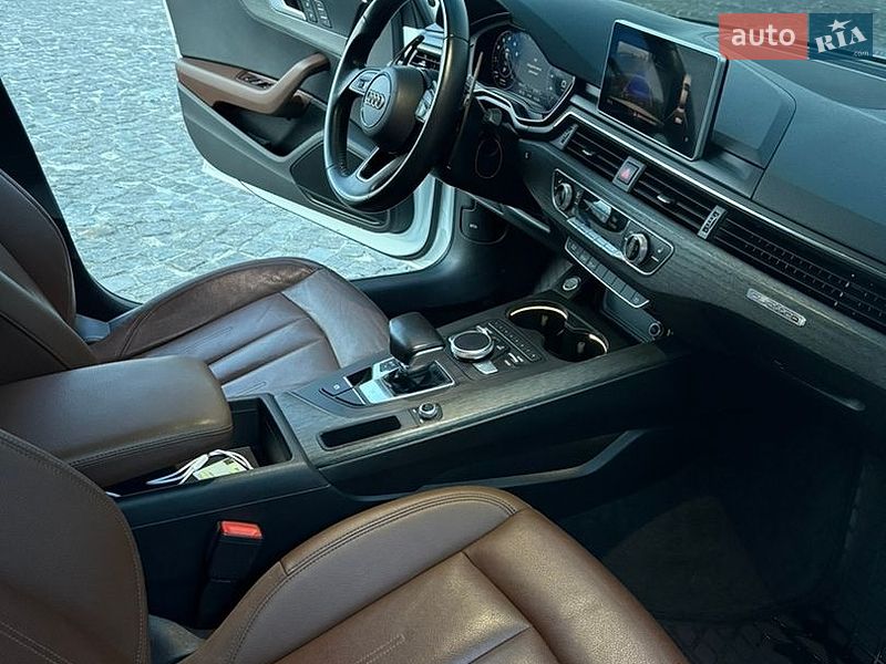 Седан Audi A4 2017 в Днепре