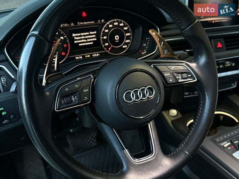 Седан Audi A4 2017 в Днепре