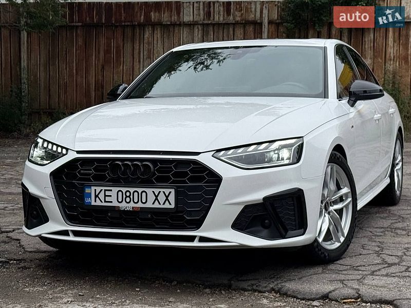 Седан Audi A4 2022 в Днепре
