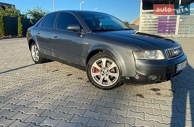 Седан Audi A4 2002 в Одессе