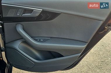 Седан Audi A4 2018 в Харкові