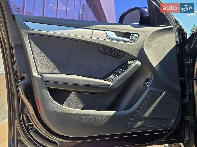 Седан Audi A4 2014 в Києві фото 12 Седан Audi A4 2014 в Києві