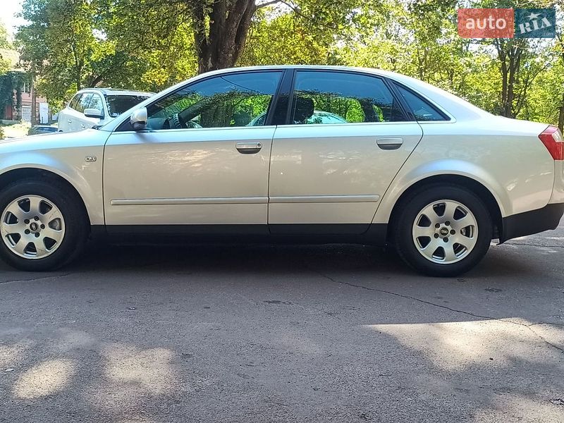Седан Audi A4 2001 в Житомире