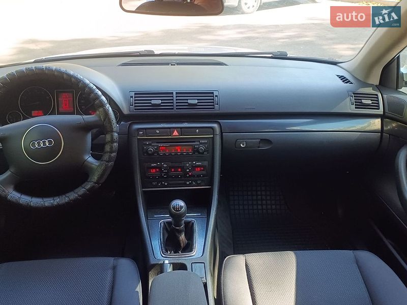 Седан Audi A4 2001 в Житомире