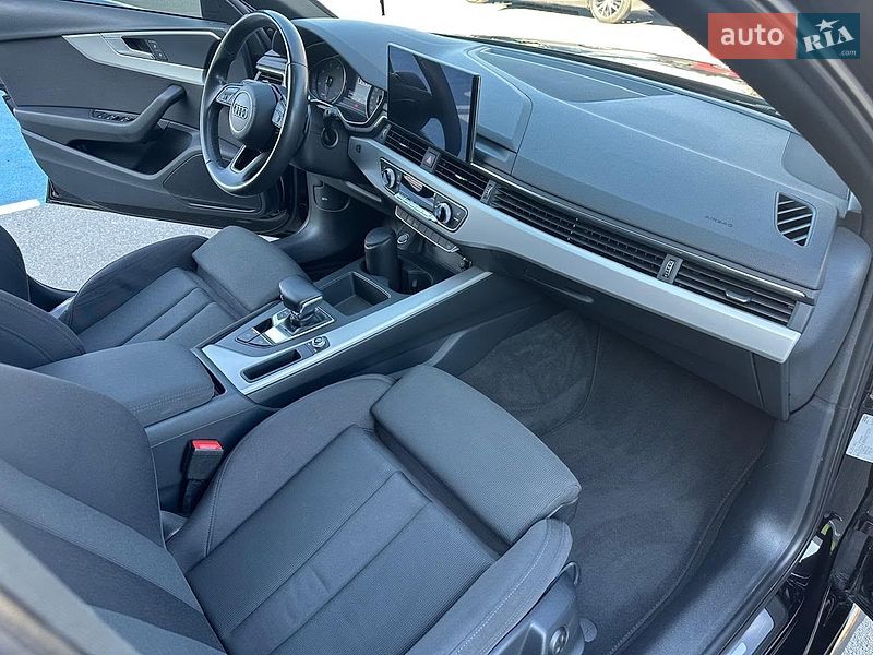 Универсал Audi A4 2020 в Киеве фото 23 Универсал Audi A4 2020 в Киеве