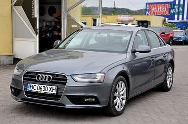 Седан Audi A4 2012 в Львове