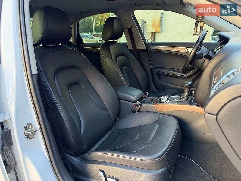 Седан Audi A4 2014 в Харькове