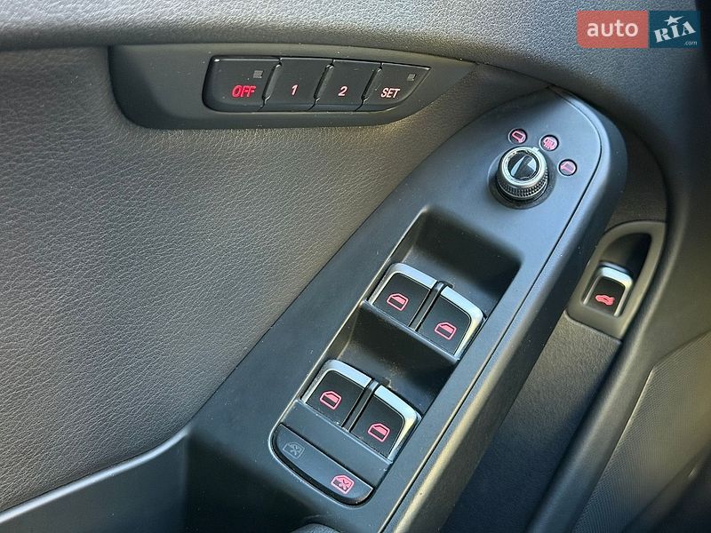 Седан Audi A4 2014 в Харькове