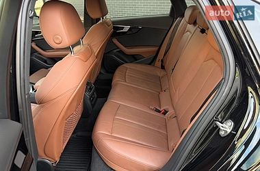 Седан Audi A4 2022 в Черновцах