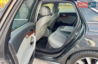 Седан Audi A4 2021 в Києві