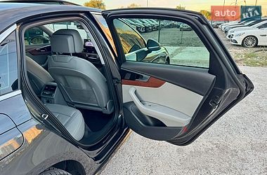 Седан Audi A4 2021 в Києві