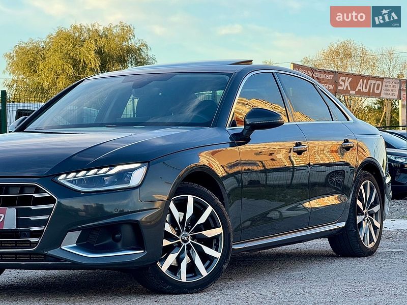 Седан Audi A4 2021 в Києві