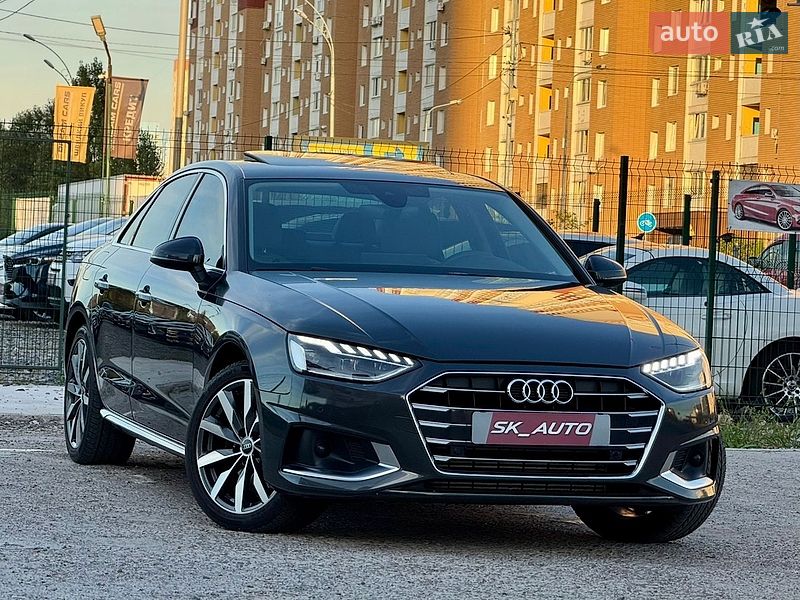 Седан Audi A4 2021 в Києві