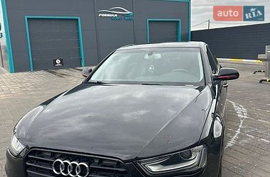 Седан Audi A4 2014 в Ирпене